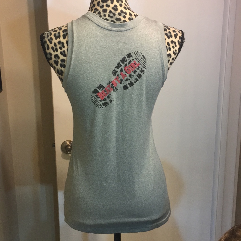 đź’™Great cond Nike Dri-Fit workout shirtđź’™ - Picture 7 of 8